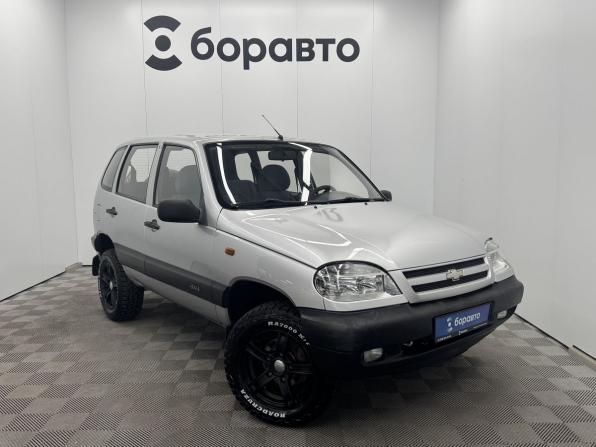 Chevrolet Niva I с пробегом 2004 года, цена 420 000 рублей, 111474 км, внедорожник, Автокод Объявления
