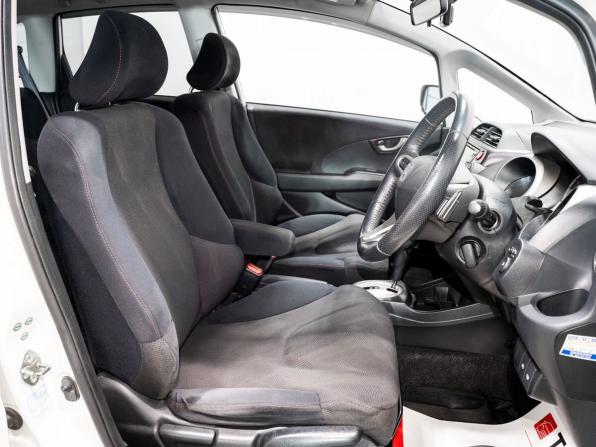 Honda Fit II с пробегом 2008 года, цена 950 000 рублей, 96750 км, хэтчбек, Автокод Объявления