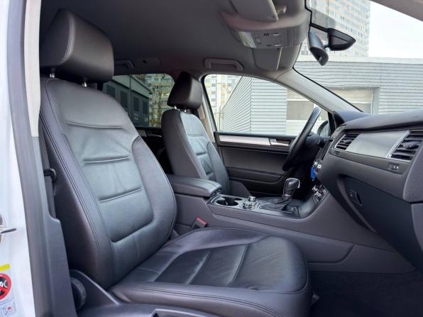 Volkswagen Touareg II с пробегом 2013 года, цена 1 895 000 рублей, 216000 км, внедорожник, Автокод Объявления
