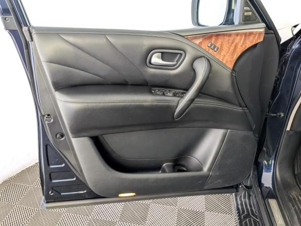 Infiniti QX80 I Рестайлинг с пробегом 2017 года, цена 4 000 000 рублей, 93436 км, внедорожник, Автокод Объявления