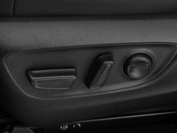 Toyota Land Cruiser 300 Series с пробегом 2022 года, цена 9 950 000 рублей, 28197 км, внедорожник, Автокод Объявления