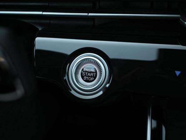 Omoda C5 I с пробегом 2023 года, цена 1 949 000 рублей, 18038 км, внедорожник, Автокод Объявления