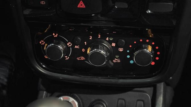 Renault Duster I с пробегом 2012 года, цена 770 000 рублей, 205000 км, внедорожник, Автокод Объявления