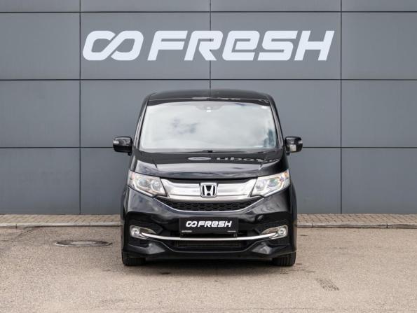 Honda Stepwgn V с пробегом 2016 года, цена 2 170 000 рублей, 96221 км, минивэн, Автокод Объявления