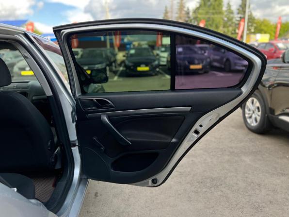 Skoda Octavia II (A5) Рестайлинг с пробегом 2013 года, цена 750 000 рублей, 257535 км, лифтбек, Автокод Объявления