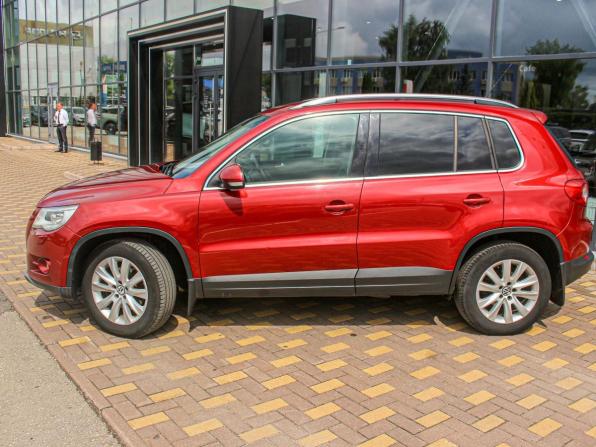 Volkswagen Tiguan I с пробегом 2009 года, цена 909 000 рублей, 310707 км, внедорожник, Автокод Объявления