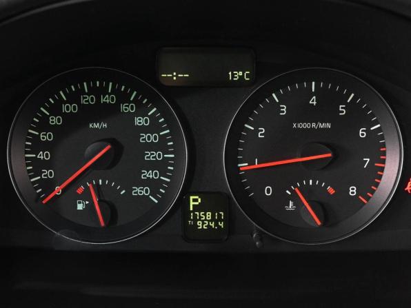 Volvo S40 II Рестайлинг с пробегом 2012 года, цена 1 079 000 рублей, 175717 км, седан, Автокод Объявления
