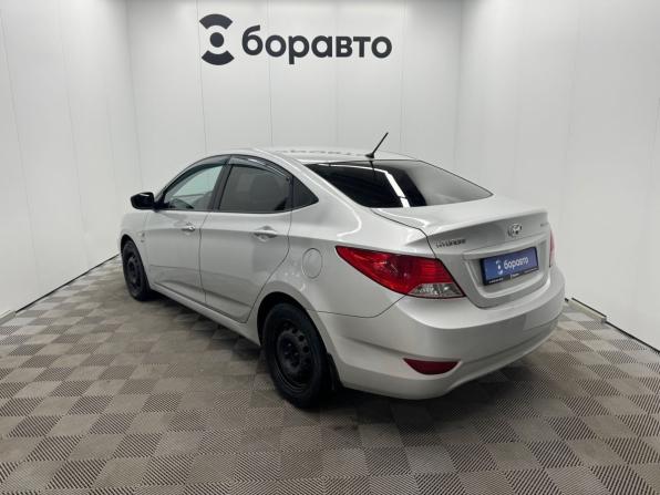 Hyundai Solaris I с пробегом 2013 года, цена 620 000 рублей, 178267 км, седан, Автокод Объявления
