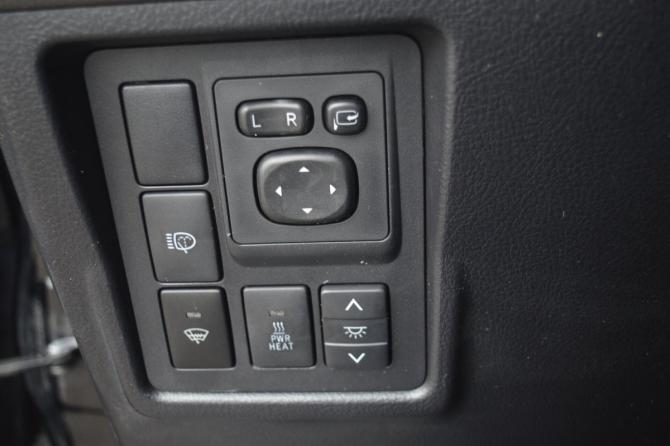 Toyota Land Cruiser Prado 150 Series с пробегом 2012 года, цена 2 570 000 рублей, 201524 км, внедорожник, Автокод Объявления