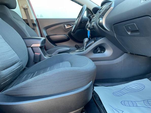 Hyundai ix35 I Рестайлинг с пробегом 2014 года, цена 1 450 000 рублей, 188308 км, внедорожник, Автокод Объявления