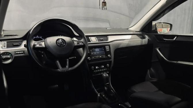 Skoda Rapid I Рестайлинг с пробегом 2017 года, цена 1 349 000 рублей, 95600 км, лифтбек, Автокод Объявления