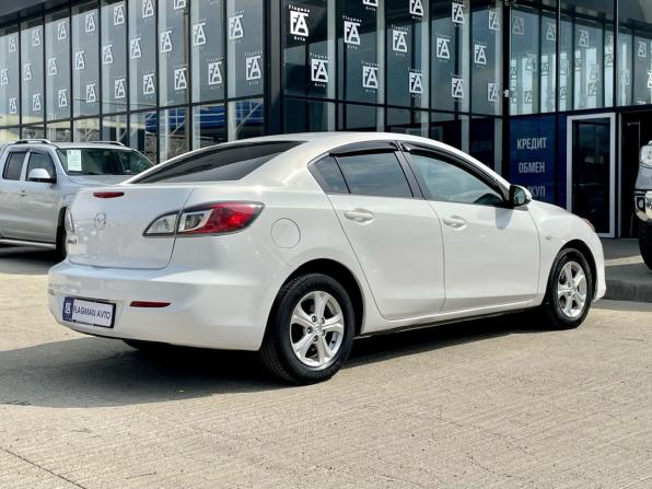 Mazda 3 II (BL) Рестайлинг с пробегом 2013 года, цена 877 000 рублей, 173875 км, седан, Автокод Объявления