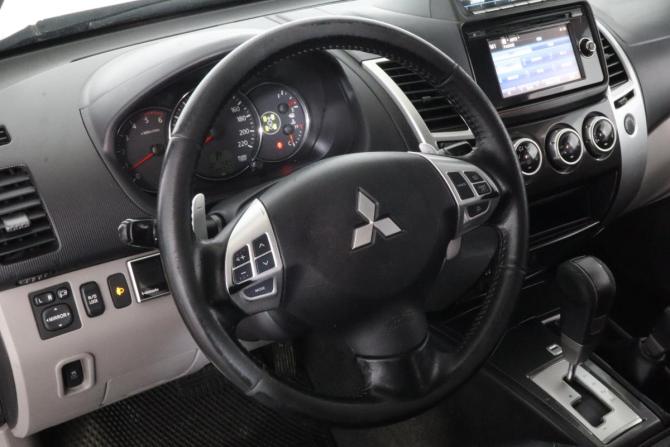 Mitsubishi Pajero Sport II Рестайлинг с пробегом 2014 года, цена 1 599 000 рублей, 204000 км, внедорожник, Автокод Объявления