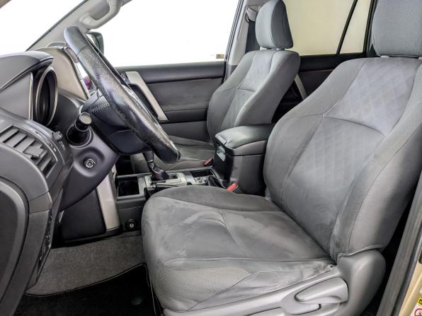 Toyota Land Cruiser Prado 150 Series с пробегом 2012 года, цена 2 700 000 рублей, 283219 км, внедорожник, Автокод Объявления