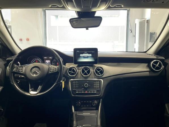 Mercedes-Benz GLA I (X156) с пробегом 2015 года, цена 1 577 000 рублей, 177980 км, внедорожник, Автокод Объявления