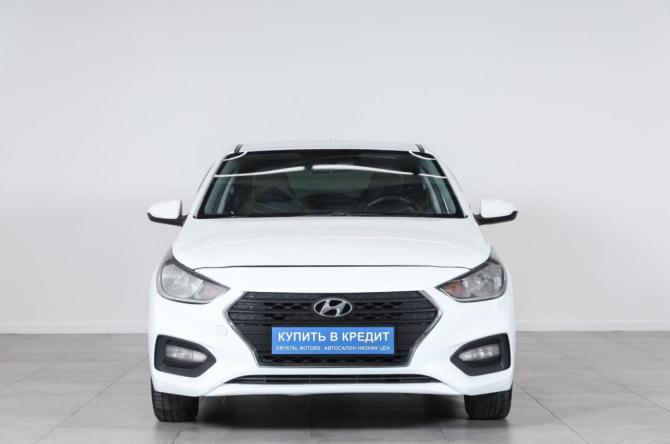 Hyundai Solaris II с пробегом 2018 года, цена 799 000 рублей, 380000 км, седан, Автокод Объявления