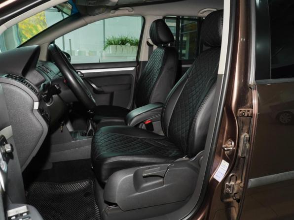 Volkswagen Touran I Рестайлинг 2 с пробегом 2011 года, цена 737 000 рублей, 231334 км, компактвэн, Автокод Объявления