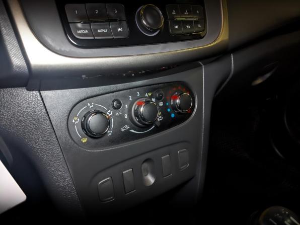 Renault Logan II Рестайлинг с пробегом 2022 года, цена 1 030 000 рублей, 133425 км, седан, Автокод Объявления