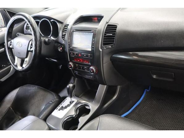 Kia Sorento II с пробегом 2010 года, цена 1 245 000 рублей, 217000 км, внедорожник, Автокод Объявления