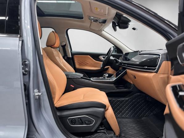 BAIC X75 с пробегом 2024 года, цена 2 150 500 рублей, 22000 км, внедорожник, Автокод Объявления