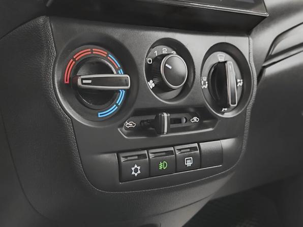 Lada (ВАЗ) Granta I Рестайлинг с пробегом 2020 года, цена 610 000 рублей, 102600 км, хэтчбек, Автокод Объявления