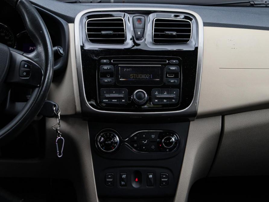 Renault Logan II Москва  - изображение 11