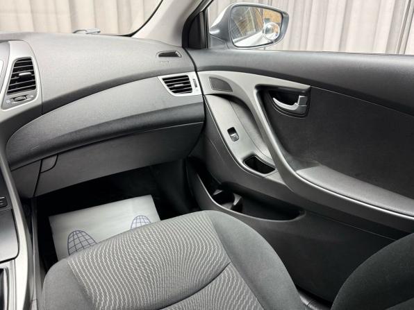 Hyundai Elantra V (MD) Рестайлинг с пробегом 2014 года, цена 999 000 рублей, 173109 км, седан, Автокод Объявления