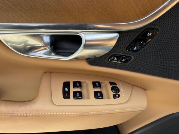 Volvo S90 II с пробегом 2019 года, цена 1 999 900 рублей, 246108 км, седан, Автокод Объявления