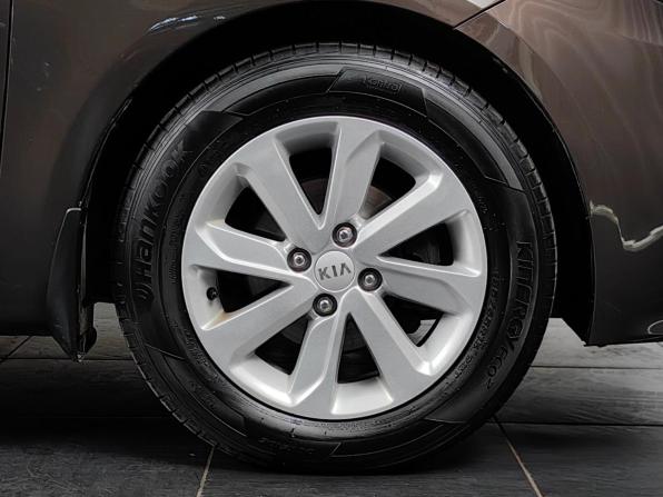 Kia Rio III Рестайлинг с пробегом 2016 года, цена 1 255 000 рублей, 59490 км, седан, Автокод Объявления