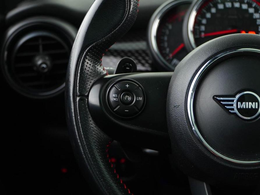 Mini Hatch III (F55/F56) Рестайлинг Москва  - изображение 13