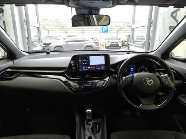 Toyota C-HR I с пробегом 2018 года, цена 1 920 000 рублей, 89000 км, внедорожник, Автокод Объявления