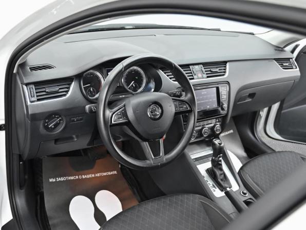 Skoda Octavia III (A7) с пробегом 2016 года, цена 1 349 000 рублей, 120000 км, лифтбек, Автокод Объявления