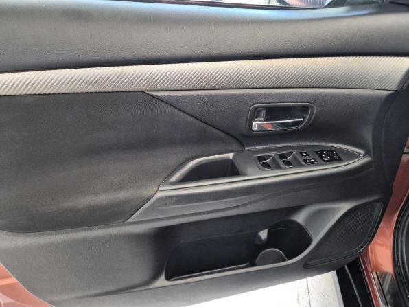 Mitsubishi Outlander III с пробегом 2012 года, цена 1 099 000 рублей, 255159 км, внедорожник, Автокод Объявления