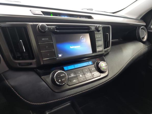 Toyota RAV4 IV (XA40) с пробегом 2015 года, цена 2 045 000 рублей, 118000 км, внедорожник, Автокод Объявления