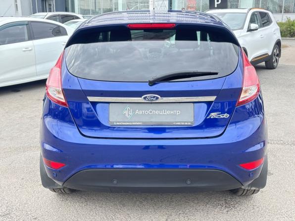 Ford Fiesta Mk6 Рестайлинг с пробегом 2015 года, цена 918 000 рублей, 62000 км, хэтчбек, Автокод Объявления