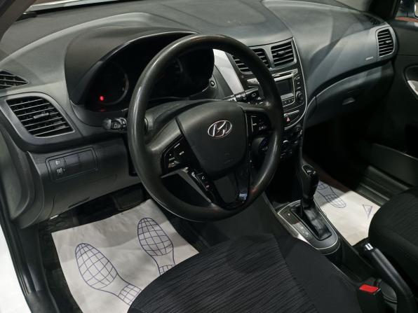 Hyundai Solaris I Рестайлинг с пробегом 2015 года, цена 1 095 000 рублей, 125883 км, хэтчбек, Автокод Объявления