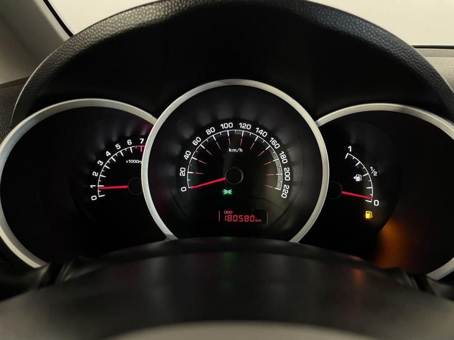 Kia Venga I Великий Новгород  - изображение 14