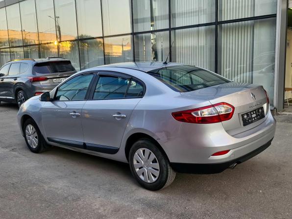 Renault Fluence I с пробегом 2012 года, цена 675 000 рублей, 219305 км, седан, Автокод Объявления