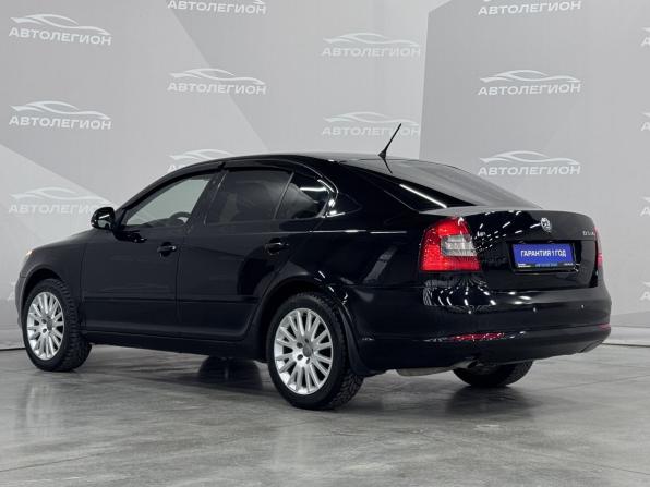 Skoda Octavia II (A5) Рестайлинг с пробегом 2012 года, цена 899 000 рублей, 270200 км, лифтбек, Автокод Объявления