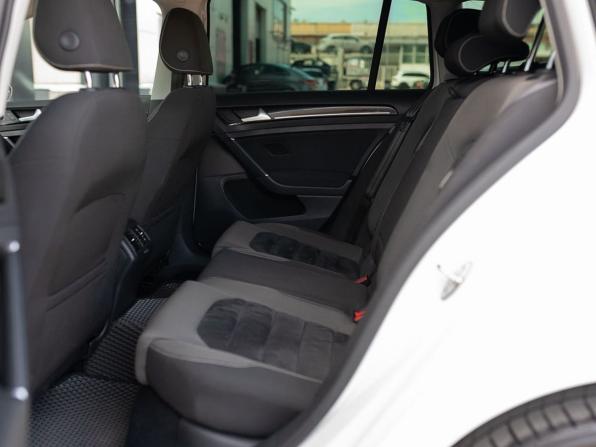 Volkswagen Golf VII с пробегом 2014 года, цена 1 440 000 рублей, 88781 км, универсал, Автокод Объявления