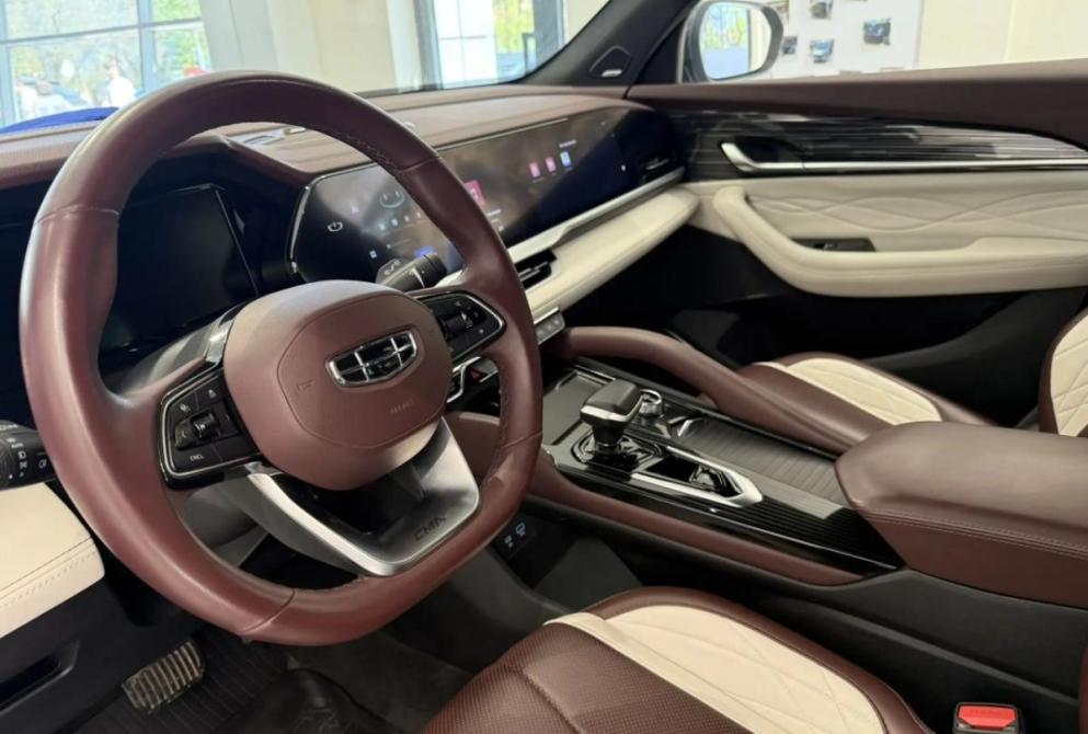 Geely Monjaro I Саратов  - изображение 12