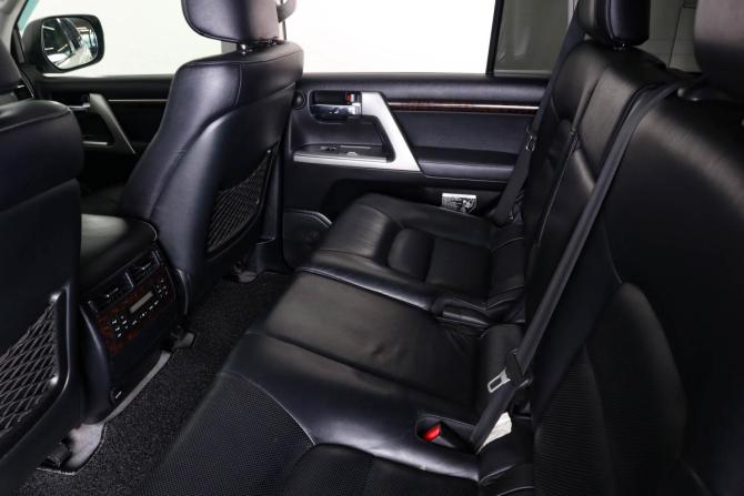 Toyota Land Cruiser 200 Series с пробегом 2012 года, цена 2 999 000 рублей, 197000 км, внедорожник, Автокод Объявления