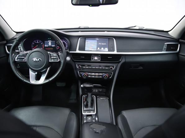 Kia Optima IV Рестайлинг с пробегом 2018 года, цена 1 690 000 рублей, 242651 км, седан, Автокод Объявления
