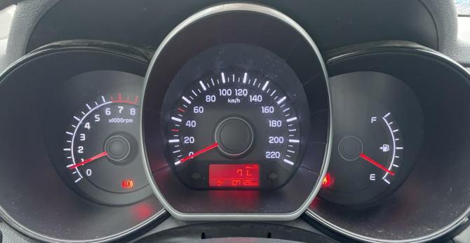 Kia Rio III Рестайлинг с пробегом 2016 года, цена 975 000 рублей, 107106 км, хэтчбек, Автокод Объявления
