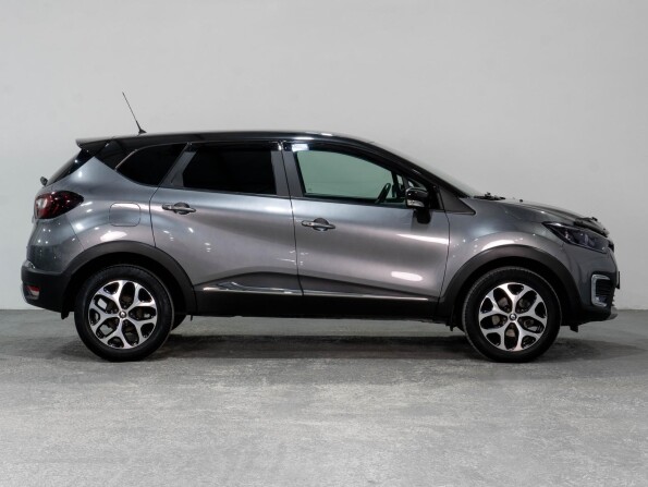 Renault Kaptur I с пробегом 2017 года, цена 1 639 000 рублей, 111510 км, внедорожник, Автокод Объявления