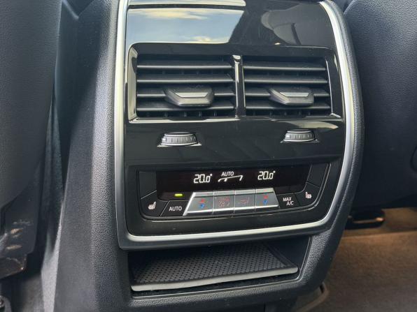 BMW X7 I (G07) Рестайлинг с пробегом 2022 года, цена 12 800 000 рублей, 56550 км, внедорожник, Автокод Объявления