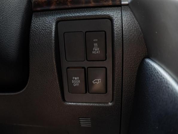 Toyota Land Cruiser 200 Series с пробегом 2012 года, цена 3 600 000 рублей, 385455 км, внедорожник, Автокод Объявления