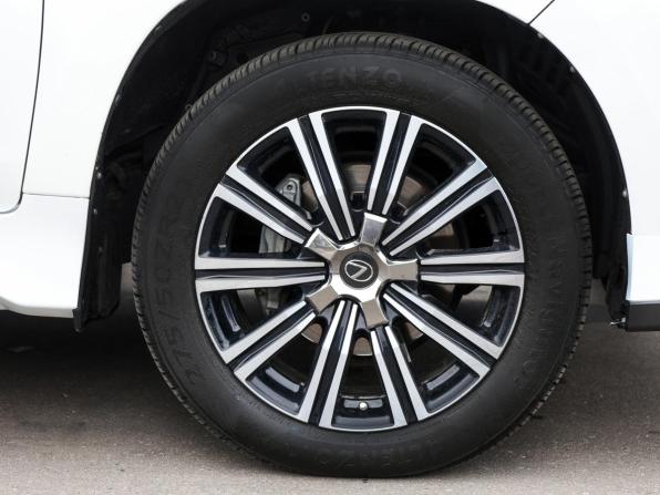 Lexus LX III Рестайлинг 2 с пробегом 2019 года, цена 9 150 000 рублей, 121105 км, внедорожник, Автокод Объявления