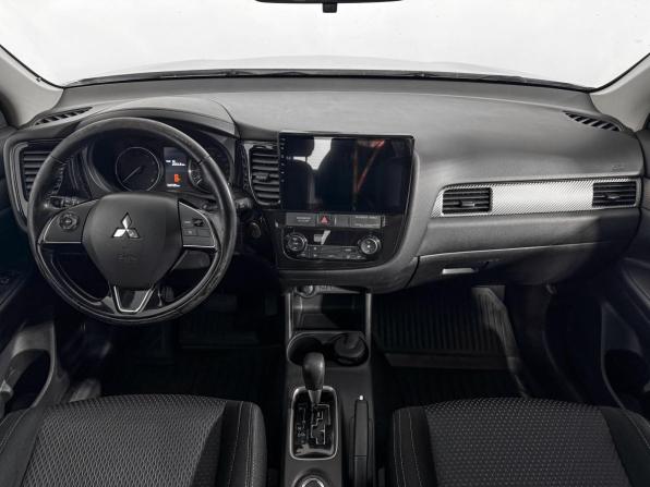 Mitsubishi Outlander III Рестайлинг 2 с пробегом 2016 года, цена 1 485 700 рублей, 134727 км, внедорожник, Автокод Объявления