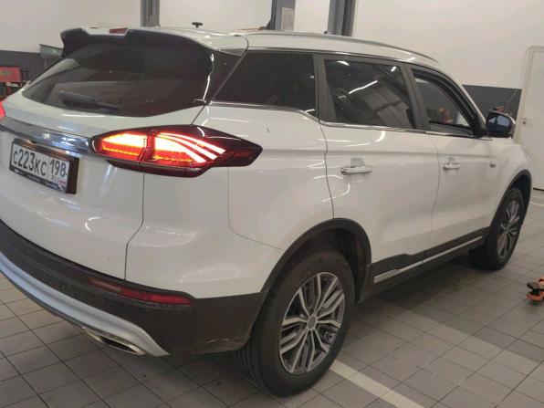 Geely Atlas Pro с пробегом 2023 года, цена 2 270 000 рублей, 34500 км, внедорожник, Автокод Объявления
